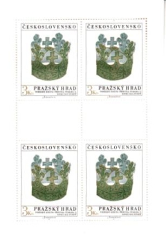 2376 PL ** - 1979