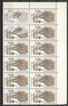 2587 / 2592  - větší celek 12 známek ** - 1983