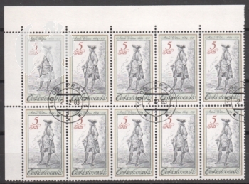 2621 / 2625 - větší celek 10 známek ● - 1983