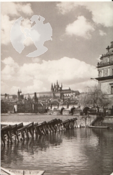 CPH 003 / 28 ** - Bildpostkarte - nábřeží Vltavy - 1950