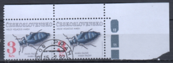 3016 pár - vodorovně ● - 1992