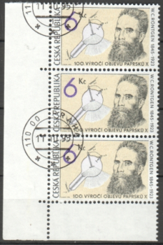 0094 - třípáska - svisle ● - 1995