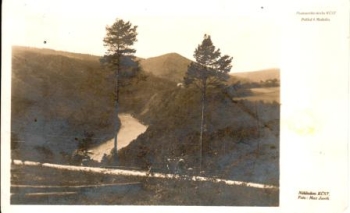 Medník (Středočeská pahorkatina) 1926 95 001 ●