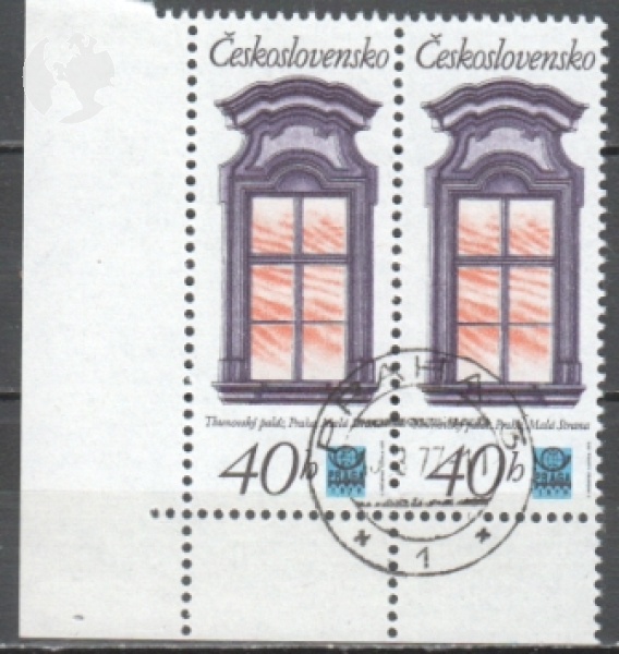 2242 pár ● - 1977