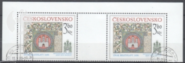 2290 pár ● - 1977