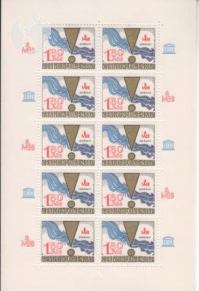 2384 PL ** - 1979