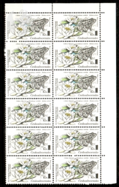 2587 / 2592  - větší celek 12 známek ** - 1983
