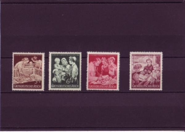 D 0869 / 0872 ** - 1944