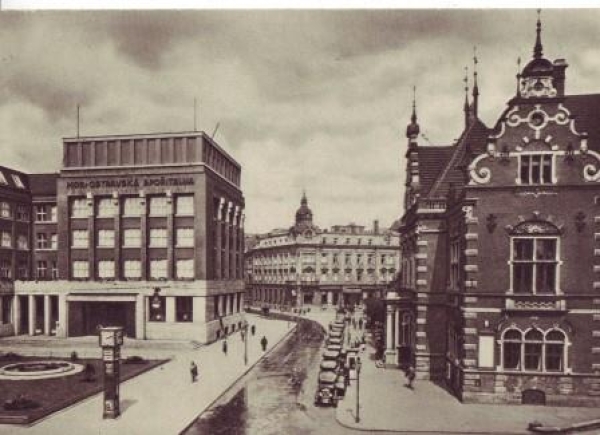 CPH 001 / 05 ** - Bildpostkarte - Ostrava - 1949