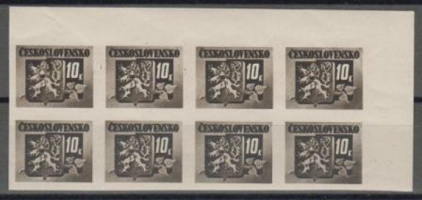 0371 větší celek 8 známek ** - 1945
