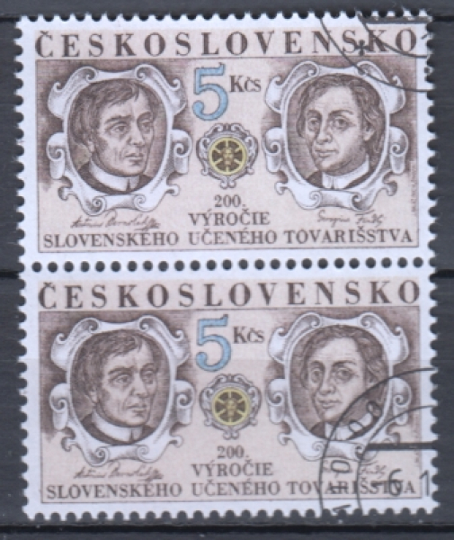 3023 pár - svisle ● - 1992