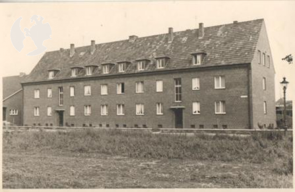 Neznámé město - D  xxxx 95 014 **