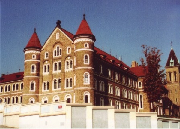 CPH 002 / 04 ** - 2005